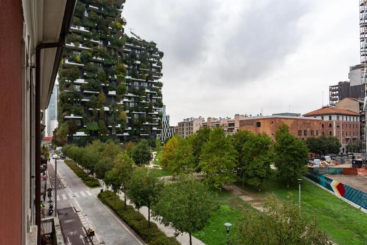 The Best Rent - Ca24 Isola Design Apartment Milan 0*,  Italy