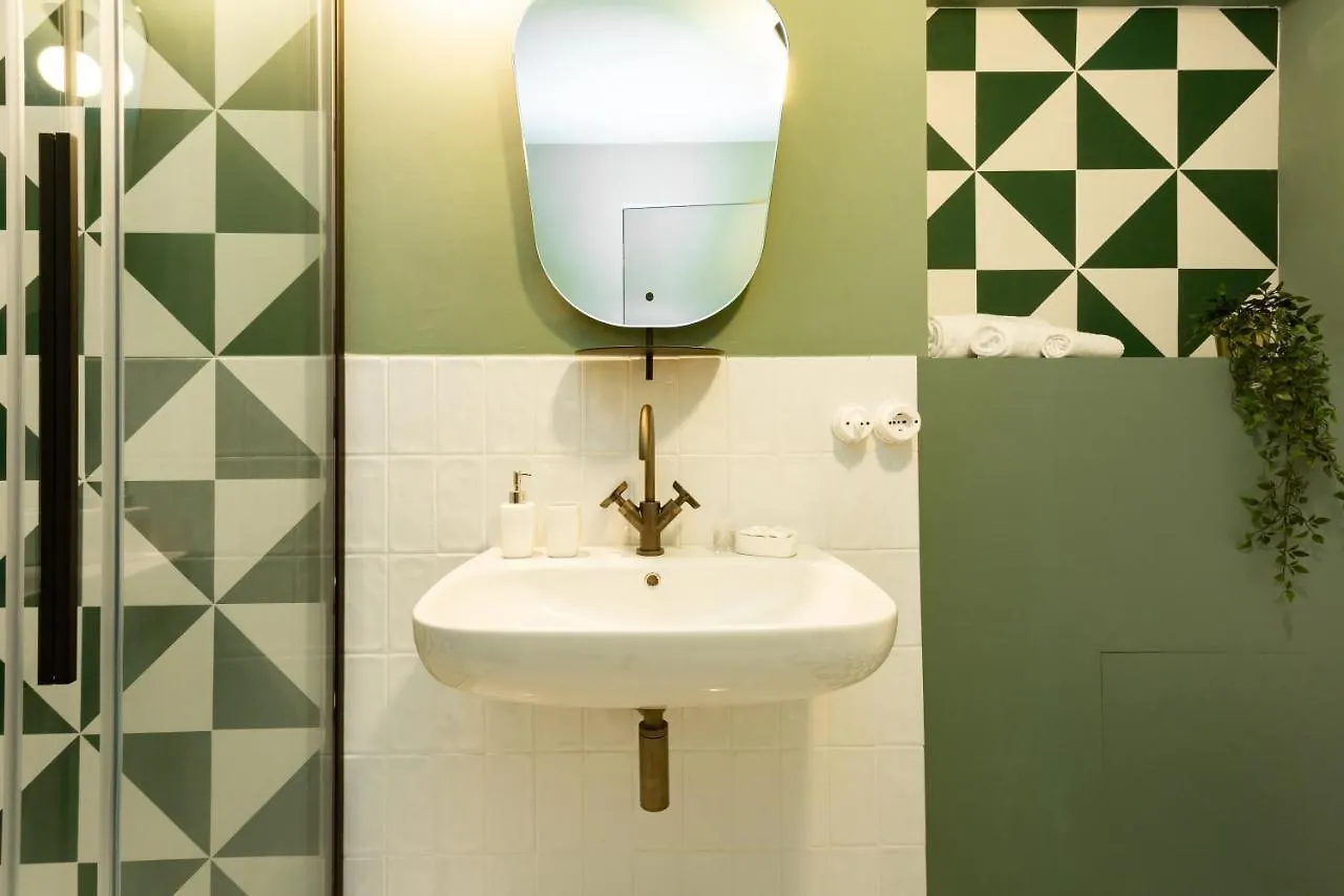 The Best Rent - Ca24 Isola Design Apartment Milan 0*,  Italy